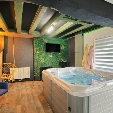 بيت للعطل Chez So'spa Loiron-Ruille